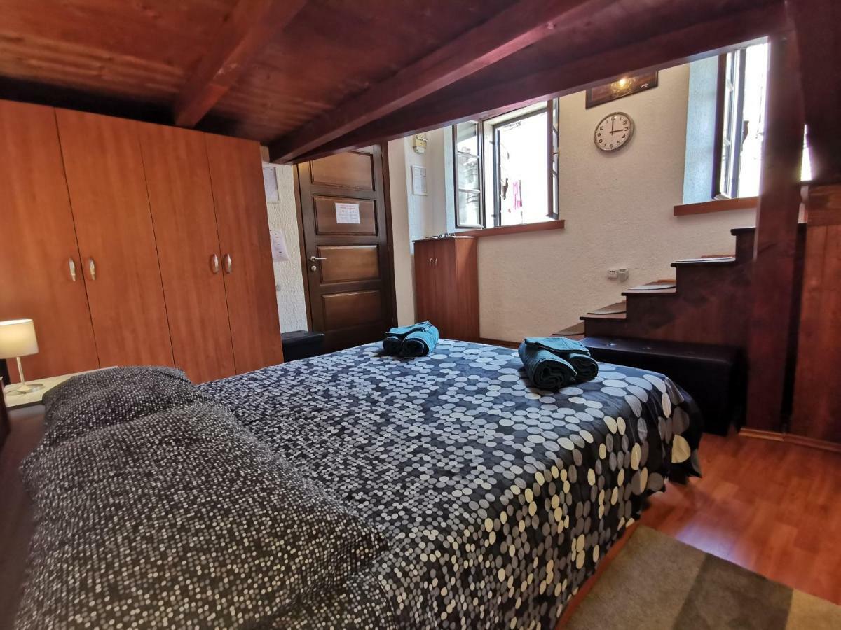 Studio Apartman Galerija 布泽特 外观 照片